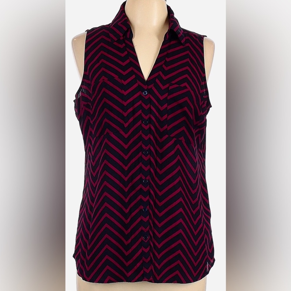 🍦 EXPRESS collared sleeveless button down chevron/herringbone top EUC SZ medium